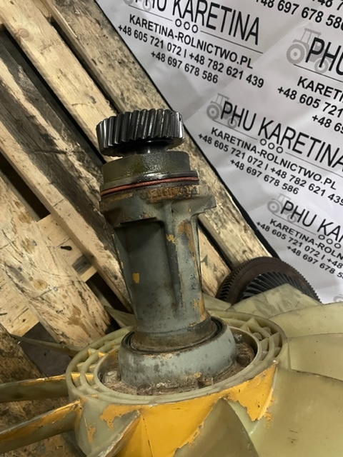 Odstawa wentylatora Liebherr D914/D916 , L04124 Liebherr L551 - Вентилятор для Строительной техники: фото 1 Odstawa wentylatora Liebherr D914/D916 , L04124 Liebherr L551 - Вентилятор для Строительной техники: фото 1