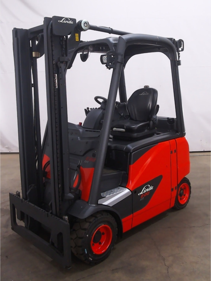 Linde E20PH-02 - Электропогрузчик: фото 1 Linde E20PH-02 - Электропогрузчик: фото 1
