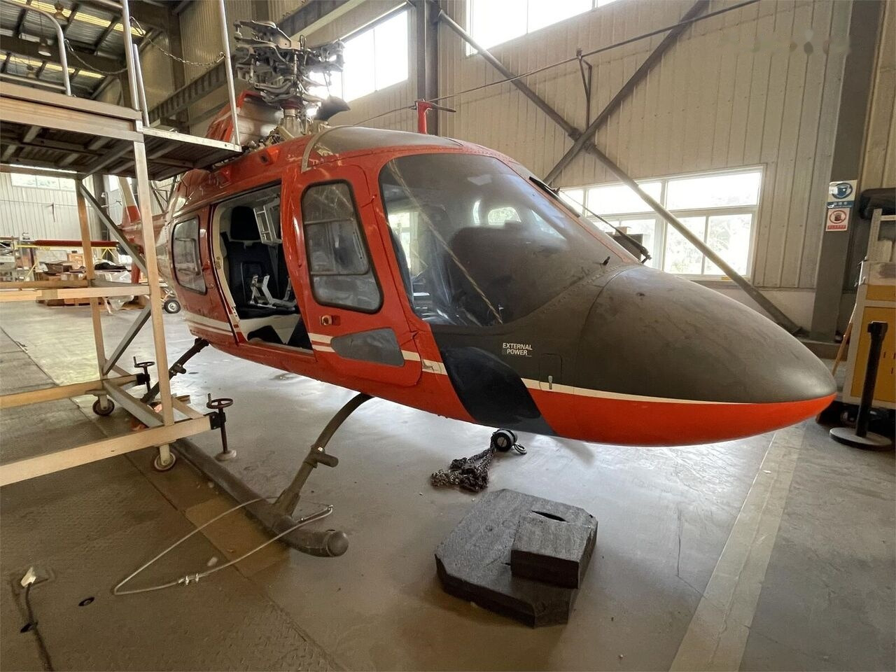 AGUSTA AW119 MKII KOALA - Аэродромная техника: фото 1 AGUSTA AW119 MKII KOALA - Аэродромная техника: фото 1