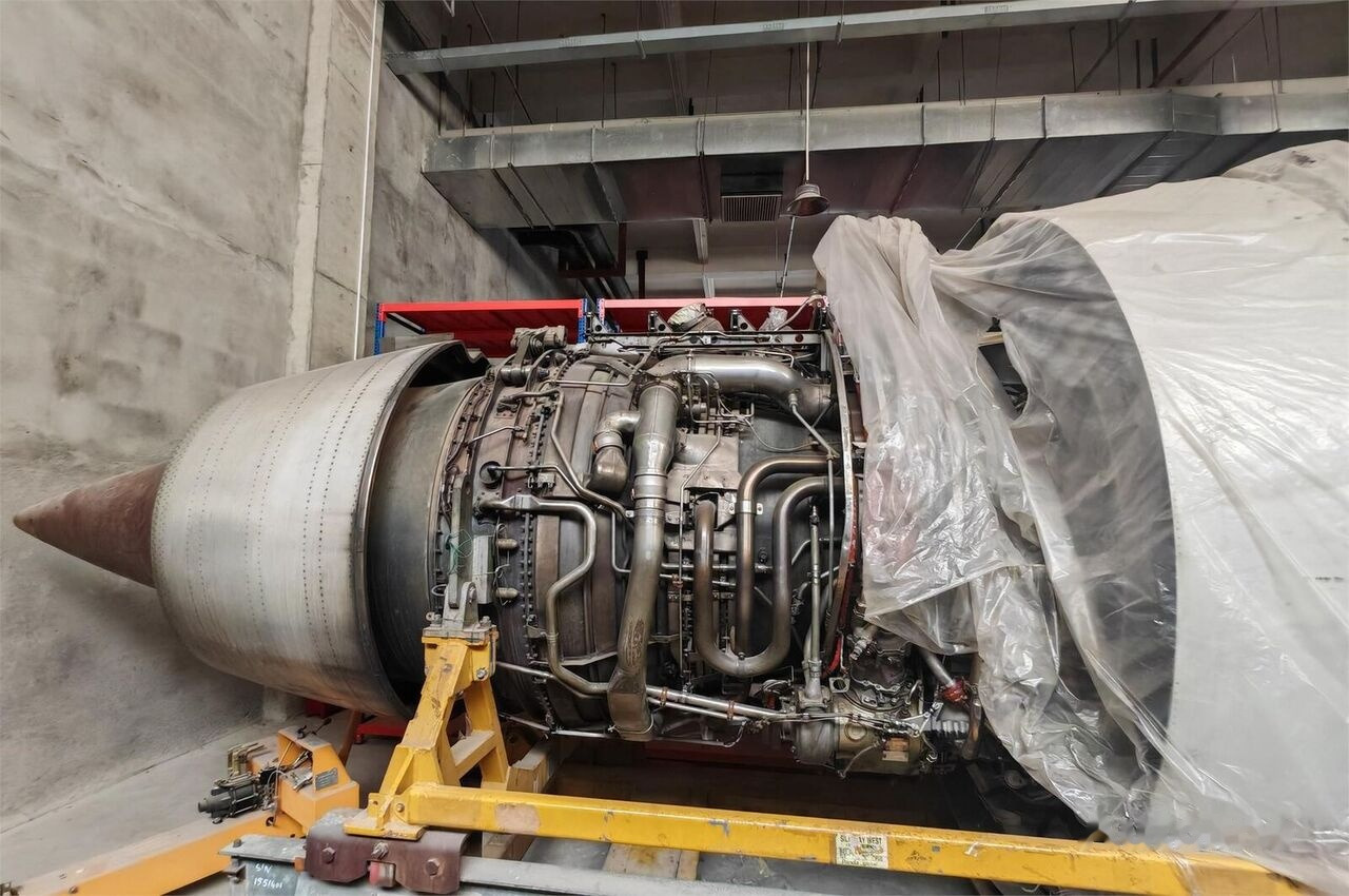 PRATT & WHITNEY JT9D-7RG2 - Двигатель: фото 1 PRATT & WHITNEY JT9D-7RG2 - Двигатель: фото 1