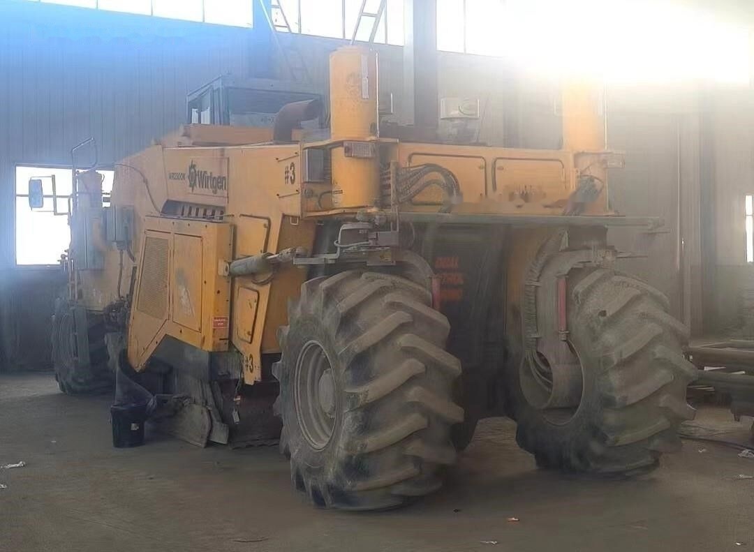 Wirtgen WR2500SK - Стабилизатор грунта: фото 1 Wirtgen WR2500SK - Стабилизатор грунта: фото 1