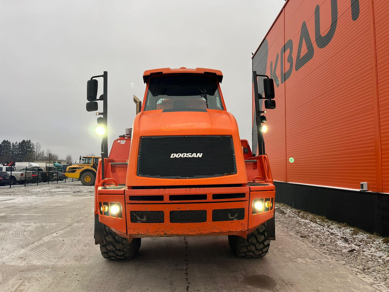 Doosan DA 30 6x6 AC / CENTRAL LUBRICATION / NO ADBLUE / NO DPF - Сочленённый самосвал: фото 2 Doosan DA 30 6x6 AC / CENTRAL LUBRICATION / NO ADBLUE / NO DPF - Сочленённый самосвал: фото 2