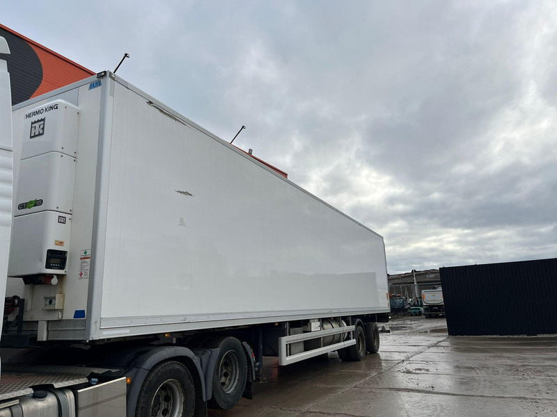 HFR SK20 THERMOKING CT15 / BOX L=13450 mm - Полуприцеп-рефрижератор: фото 1 HFR SK20 THERMOKING CT15 / BOX L=13450 mm - Полуприцеп-рефрижератор: фото 1