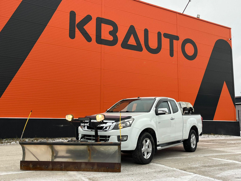 Isuzu D-max 4x4 SNOW PLOW & SPREADER - Легковой автомобиль: фото 1