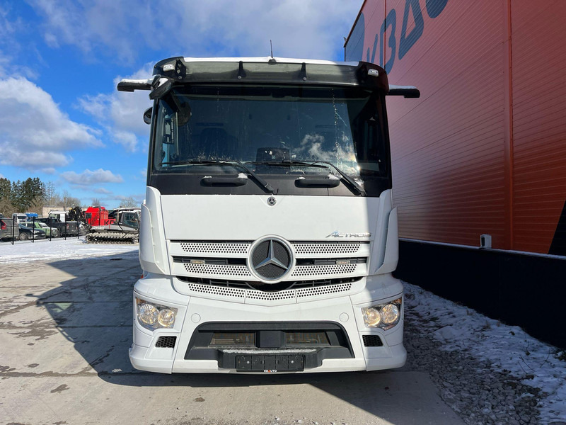 Mercedes-Benz Actros 2735 6x2*4 BOX L=8476 mm - Грузовик с закрытым кузовом: фото 3 Mercedes-Benz Actros 2735 6x2*4 BOX L=8476 mm - Грузовик с закрытым кузовом: фото 3