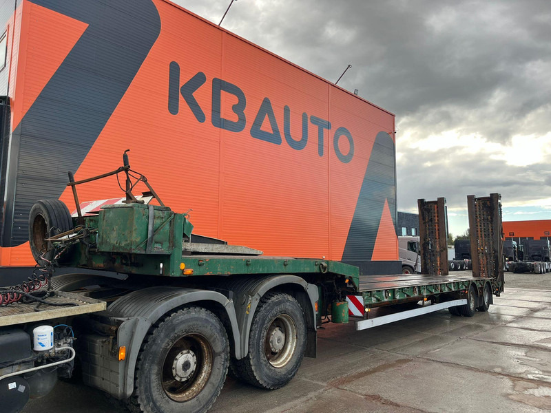 Robuste Kaiser S3802F33 HYDRAULIC RAMPS / STEEL SUSPENSION / DRUM BRAKES / PLATFORM L=9055 - Низкорамный полуприцеп: фото 1