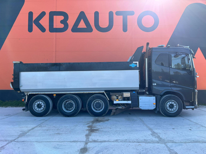 Volvo FH 750 8x4*4 UNDERBODY SCRAPER / RETARDER / BOX L=5940 mm - Самосвал: фото 5 Volvo FH 750 8x4*4 UNDERBODY SCRAPER / RETARDER / BOX L=5940 mm - Самосвал: фото 5