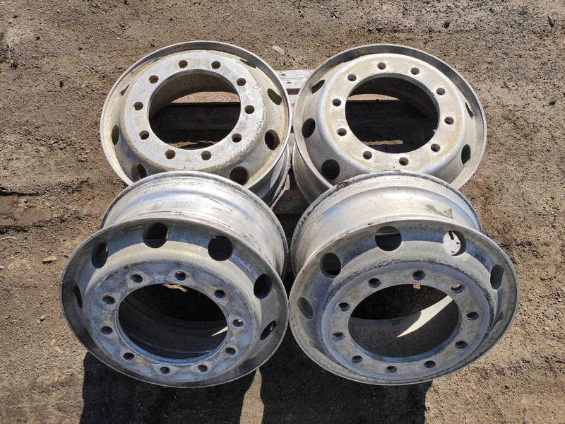 Alcoa rims for Volvo truck 22.5 x 9.00 / Volvo valuveljed - Шина для Грузовиков: фото 1