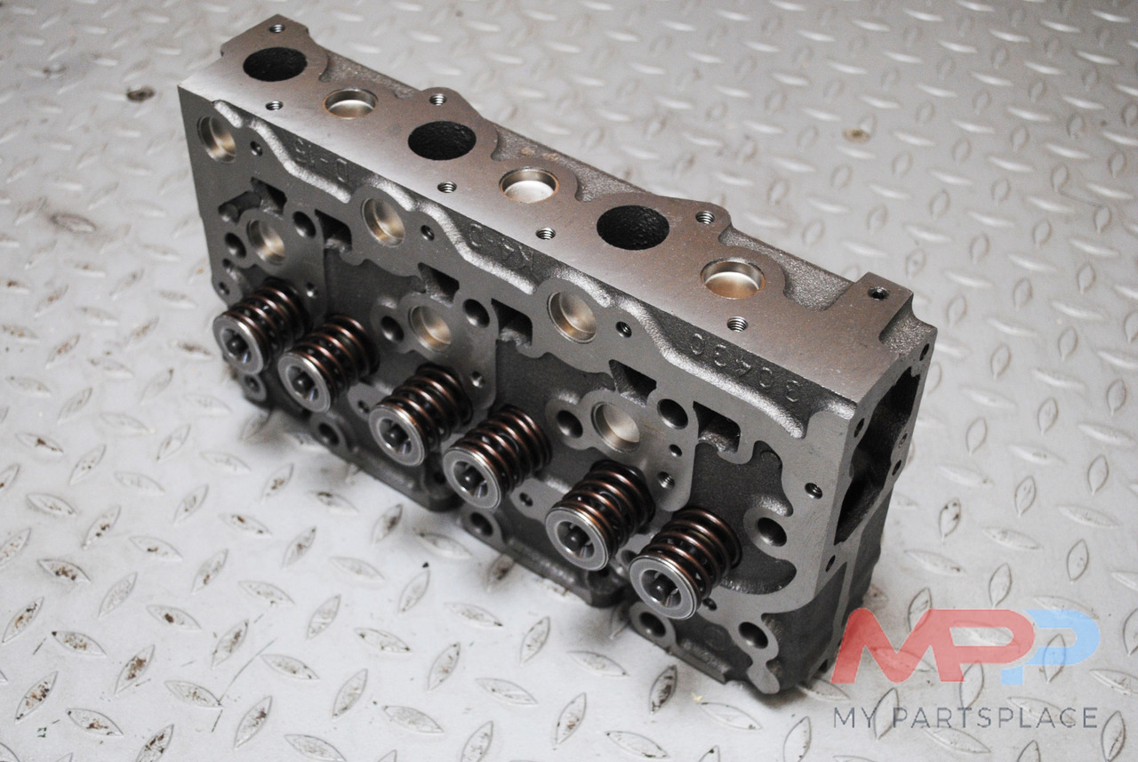 Cilinderkop inclusief kleppen Kubota D1803 D1503 D1403 D1703 - Головка блока для Строительной техники: фото 1 Cilinderkop inclusief kleppen Kubota D1803 D1503 D1403 D1703 - Головка блока для Строительной техники: фото 1