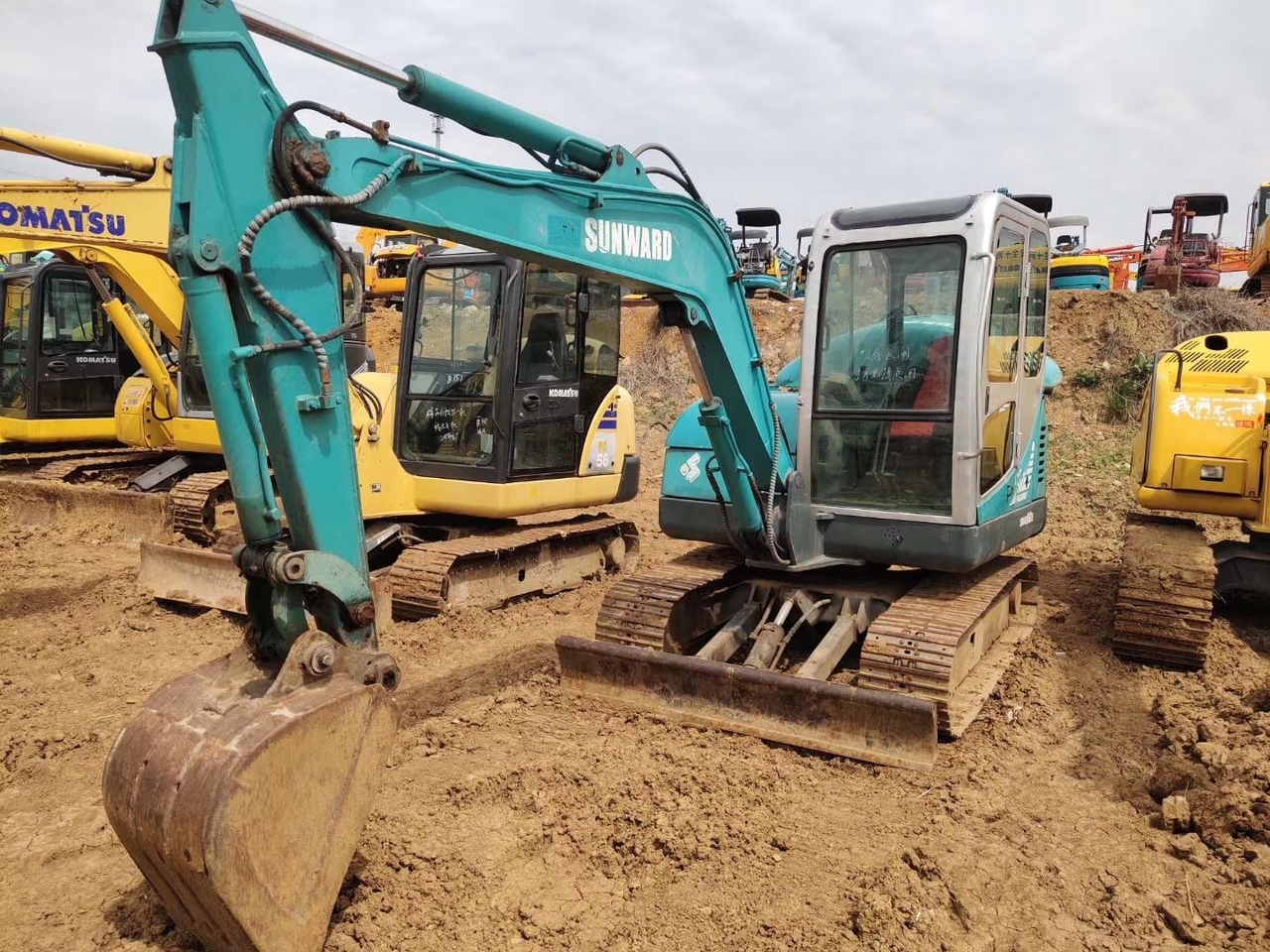 Мини-экскаватор SUNWARD SWE60E: фото 1