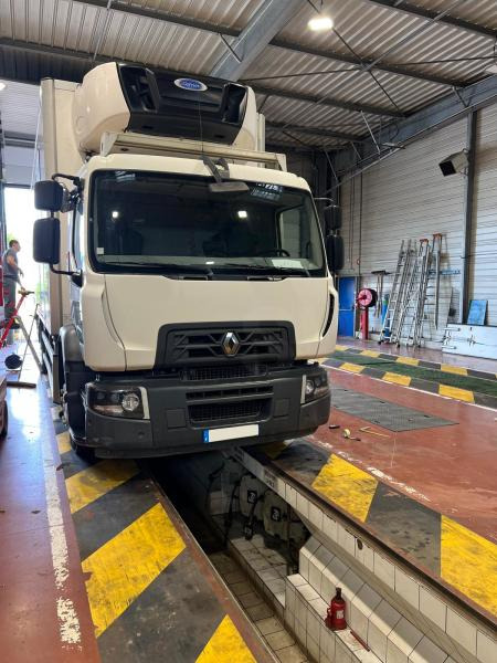 Renault D-Series WIDE - Рефрижератор: фото 2 Renault D-Series WIDE - Рефрижератор: фото 2