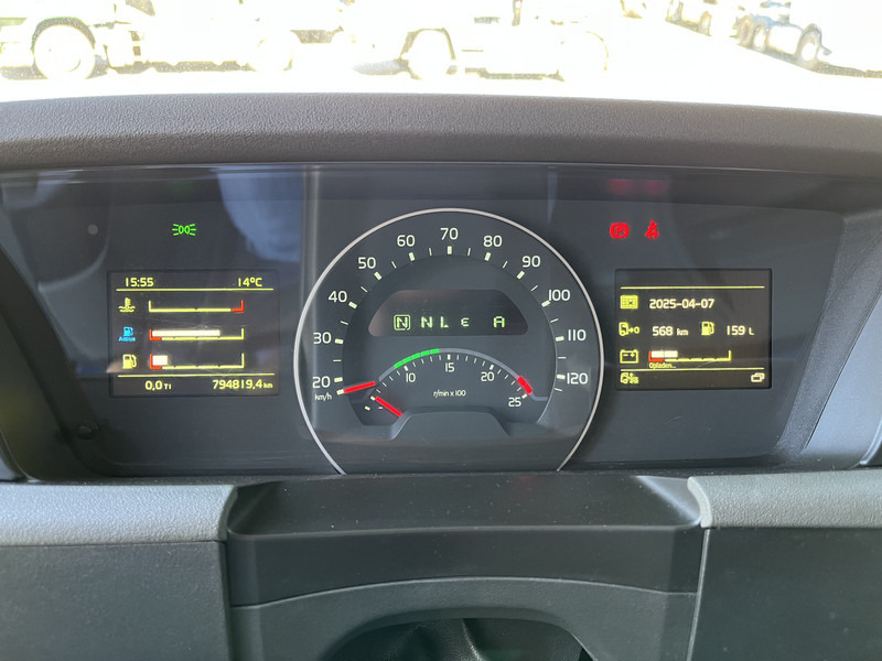 Volvo FH 420 Globetrotter / 794 dkm / 2 Tanks / VEB+ / APK TUV 07-25 - Тягач: фото 4 Volvo FH 420 Globetrotter / 794 dkm / 2 Tanks / VEB+ / APK TUV 07-25 - Тягач: фото 4