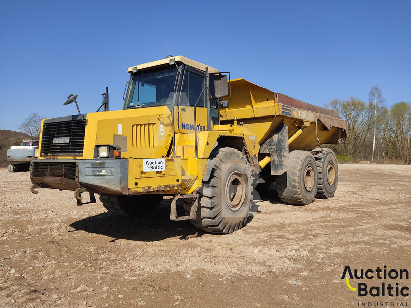 Komatsu HM400 - Сочленённый самосвал: фото 1 Komatsu HM400 - Сочленённый самосвал: фото 1