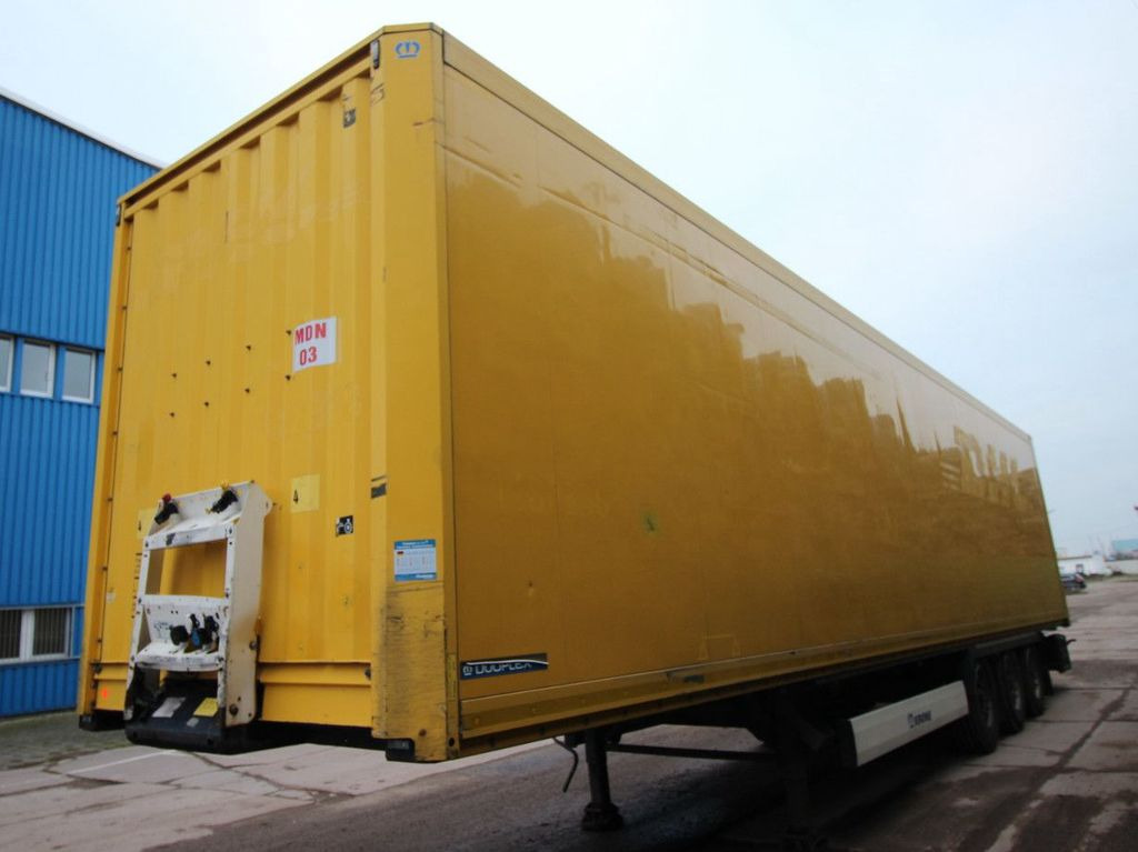 Тентованный полуприцеп Krone SD: фото 1