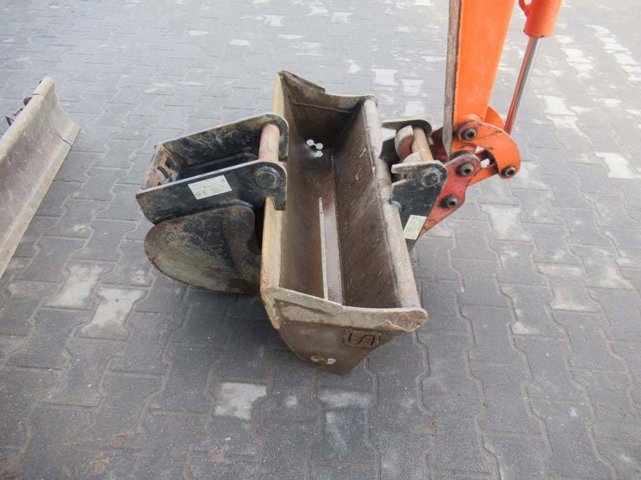Hitachi ZX 17 U-2 - Мини-экскаватор: фото 3 Hitachi ZX 17 U-2 - Мини-экскаватор: фото 3