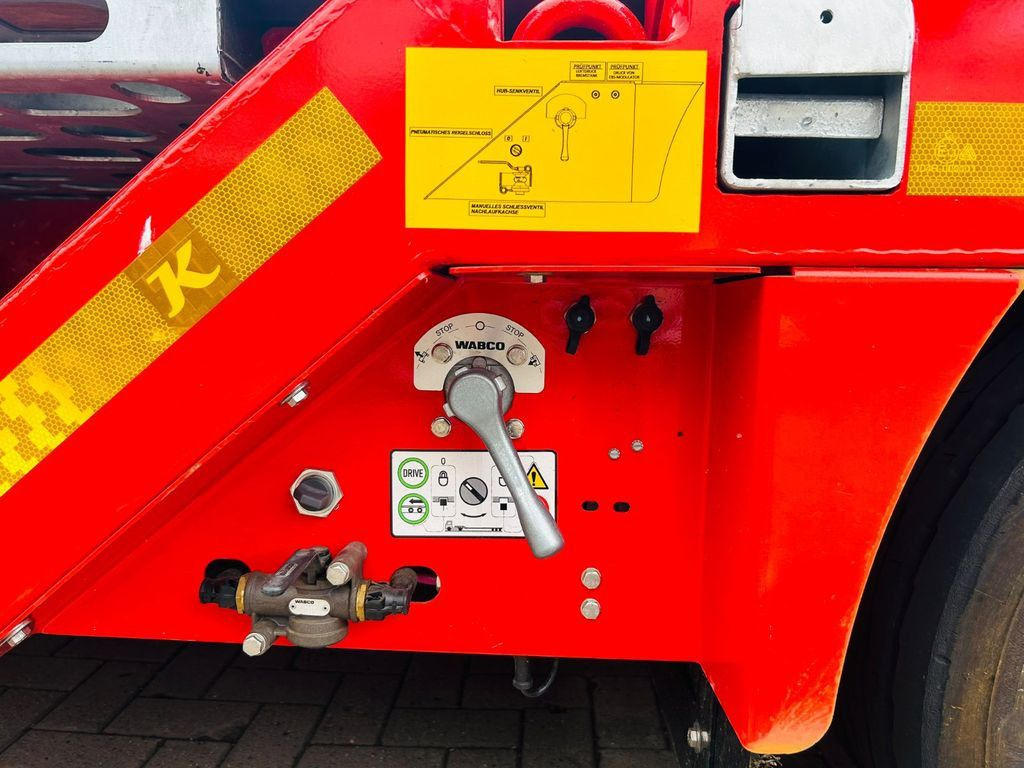 Kässbohrer KSLA RJ Mega Jumbo Tieflader mit Radmulden tele  в лизинг Kässbohrer KSLA RJ Mega Jumbo Tieflader mit Radmulden tele: фото 14