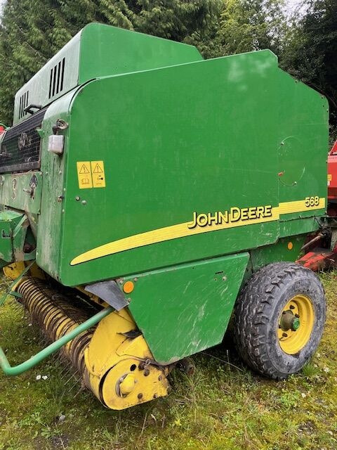 John Deere 568 - Пресс-подборщик рулонный: фото 1 John Deere 568 - Пресс-подборщик рулонный: фото 1