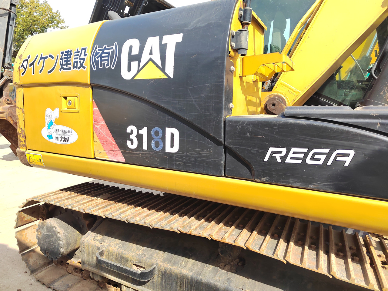 CATERPILLAR 318D - Гусеничный экскаватор: фото 3 CATERPILLAR 318D - Гусеничный экскаватор: фото 3