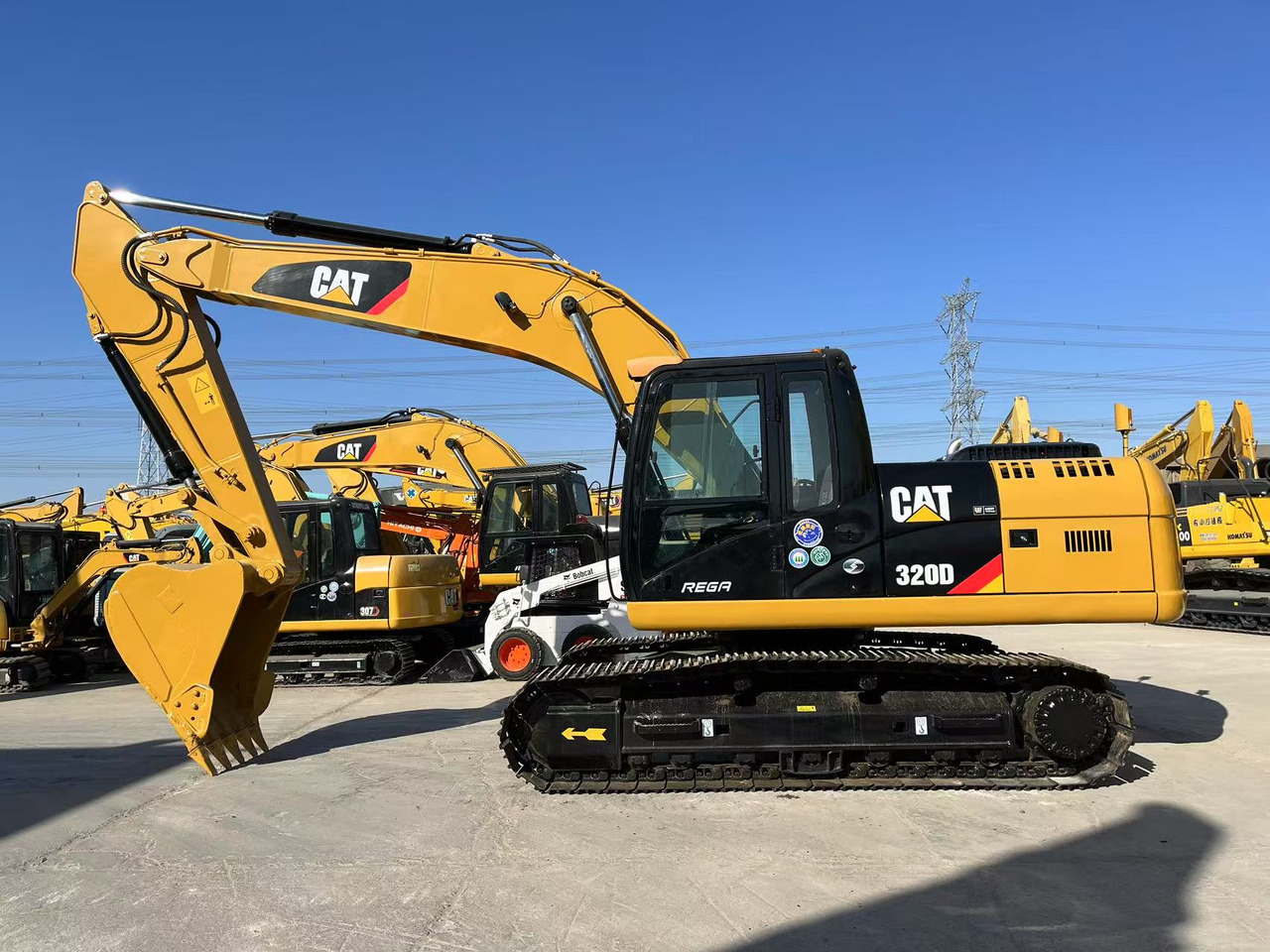 CATERPILLAR 320D - Гусеничный экскаватор: фото 3 CATERPILLAR 320D - Гусеничный экскаватор: фото 3