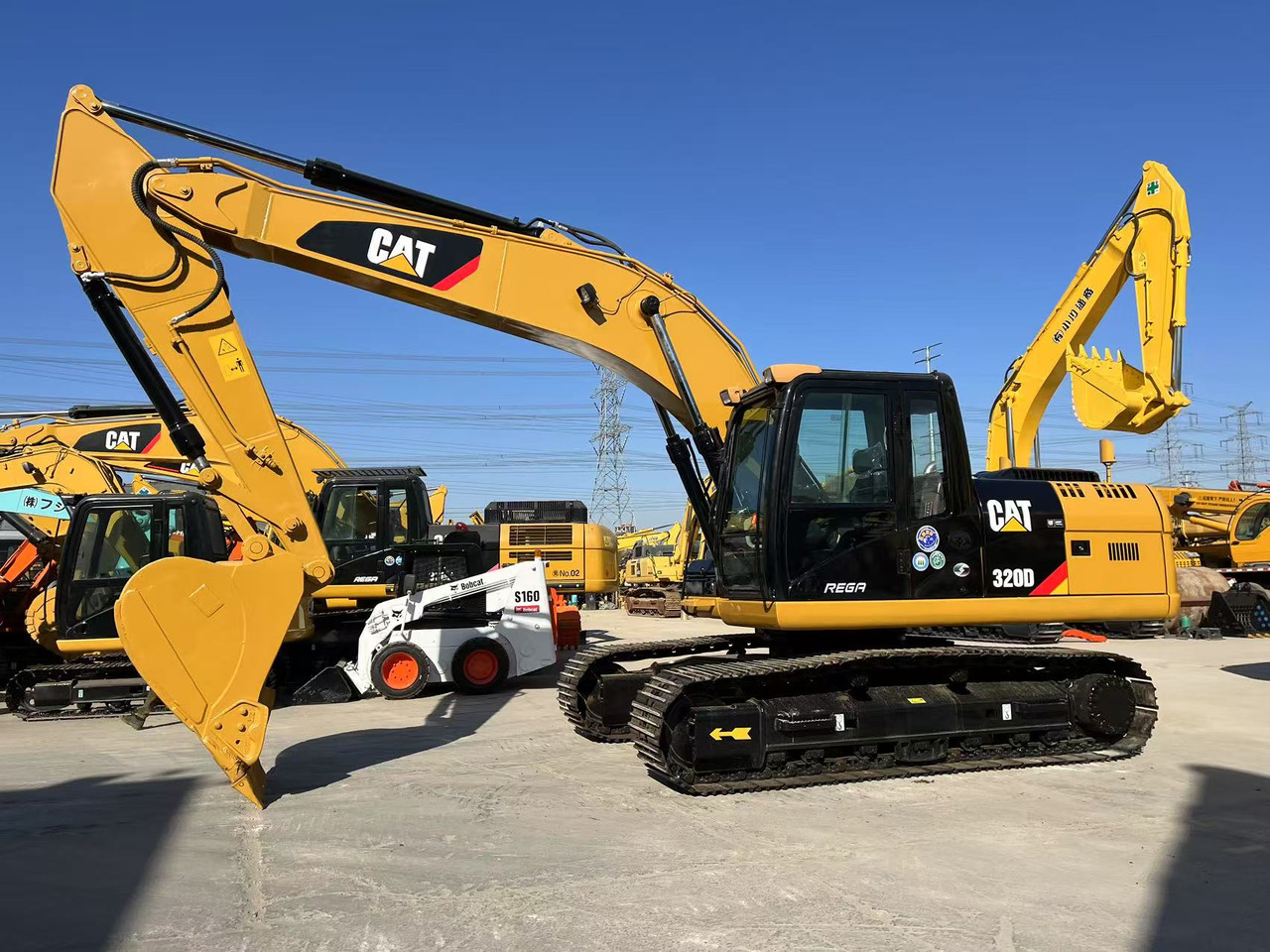 CATERPILLAR 320D - Гусеничный экскаватор: фото 4 CATERPILLAR 320D - Гусеничный экскаватор: фото 4