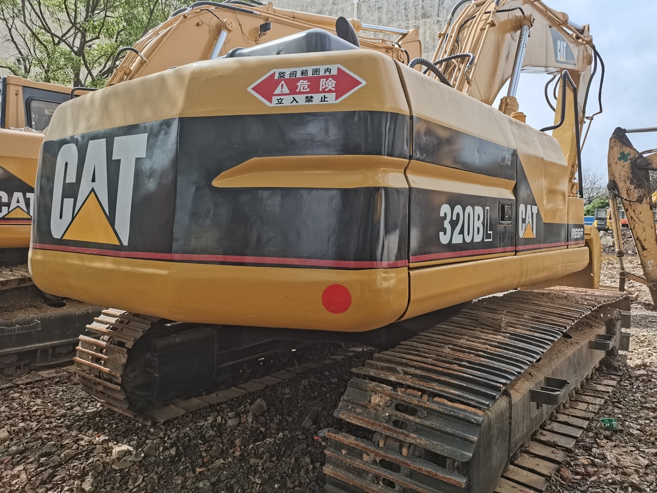 CATERPILLAR CAT-320BL - Гусеничный экскаватор: фото 1