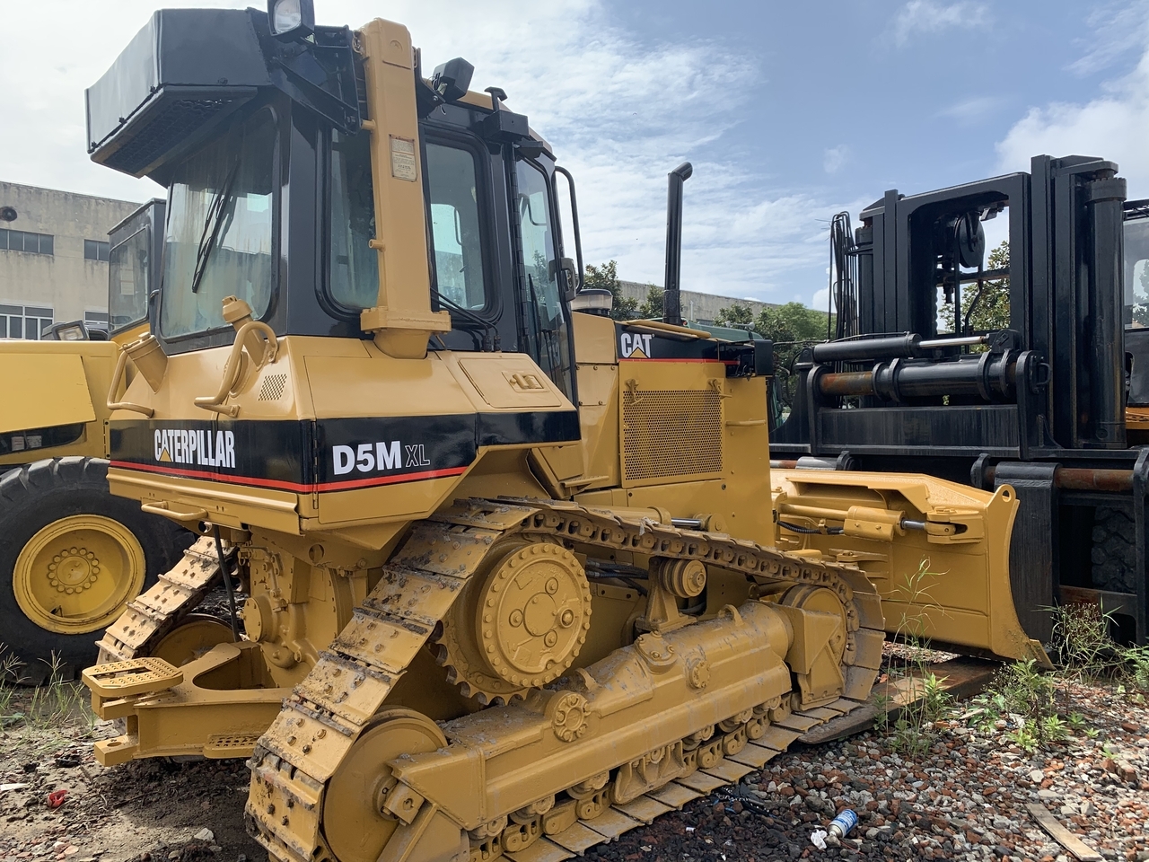 CATERPILLAR D5MXL - Бульдозер: фото 1 CATERPILLAR D5MXL - Бульдозер: фото 1