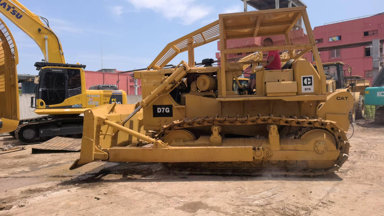 CATERPILLAR D7G - Бульдозер: фото 1 CATERPILLAR D7G - Бульдозер: фото 1