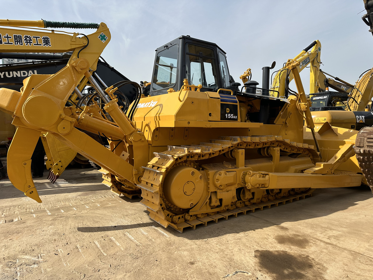 KOMATSU D155A-2 - Бульдозер: фото 1 KOMATSU D155A-2 - Бульдозер: фото 1