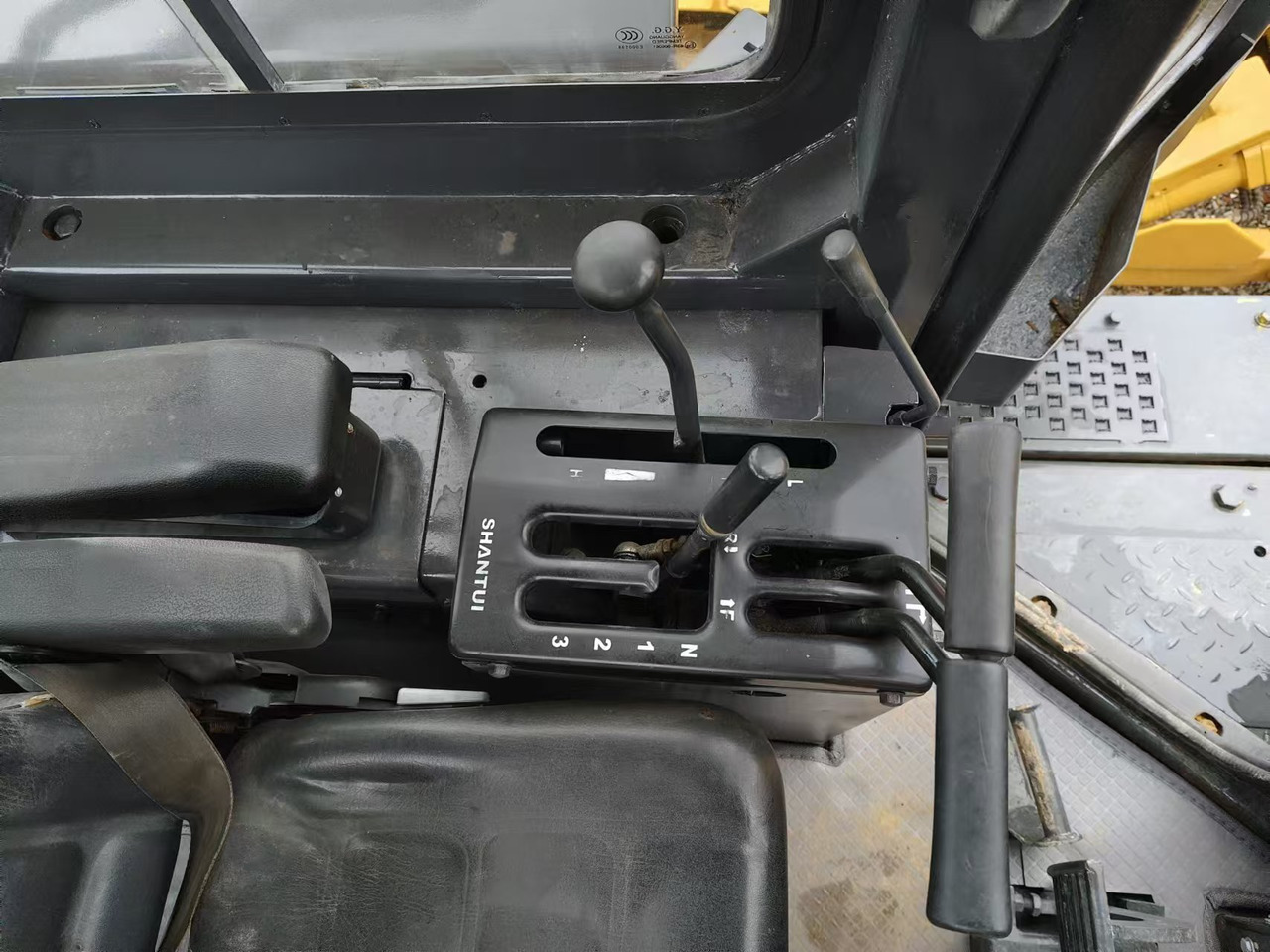 SHANTUI SD22S - Бульдозер: фото 1