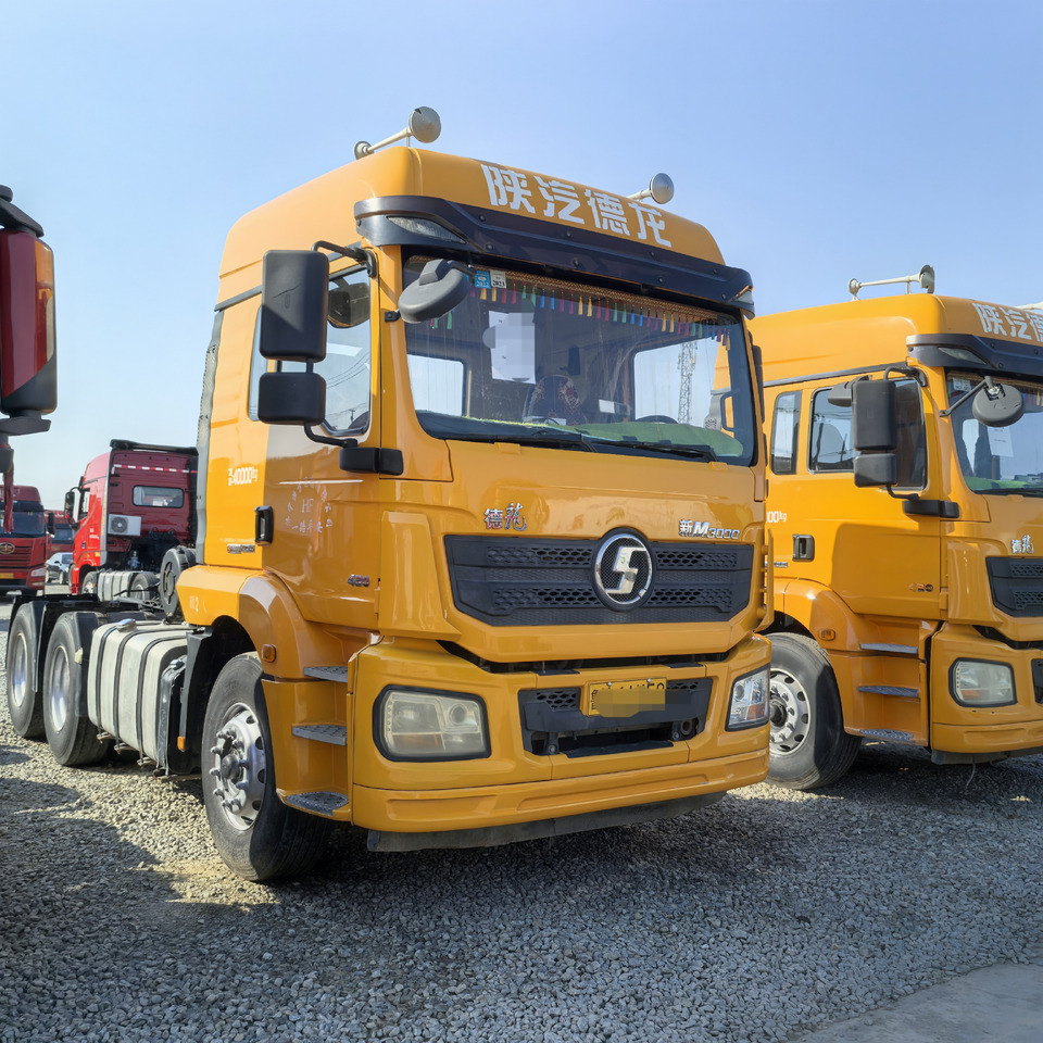 SHACMAN M3000 6x4 - Тягач: фото 1 SHACMAN M3000 6x4 - Тягач: фото 1