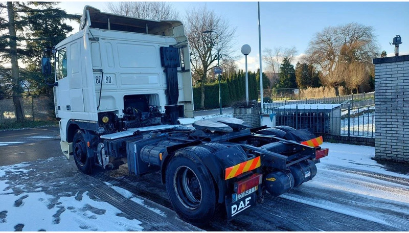 DAF XF 95.430 EURO 2 MANUAL GEARBOX - Тягач: фото 4 DAF XF 95.430 EURO 2 MANUAL GEARBOX - Тягач: фото 4