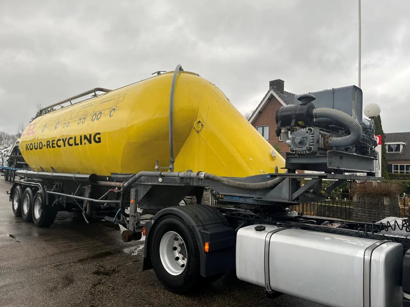 Van Hool TP 301 3 axle FULL STEEL SPRING CEMENT TRAILER WITH OWN DEUTZ ENGINE - Полуприцеп-цистерна: фото 1 Van Hool TP 301 3 axle FULL STEEL SPRING CEMENT TRAILER WITH OWN DEUTZ ENGINE - Полуприцеп-цистерна: фото 1