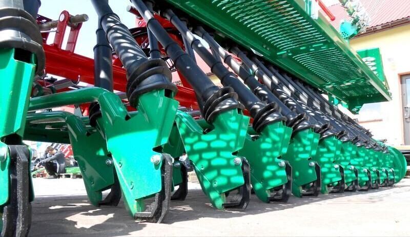 AGRO-MASZ Seed drill/ Siewnik rzędowy SR-270 - Сеялка: фото 1