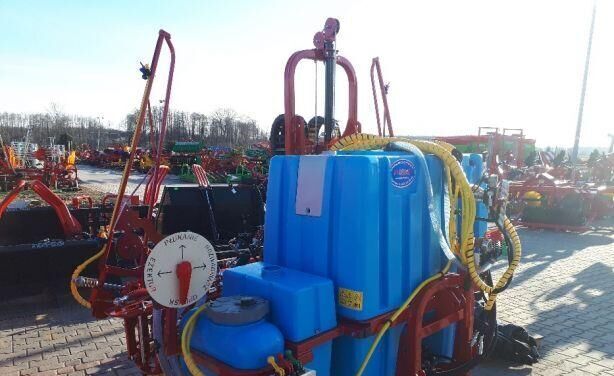 BIARZDKI Opryskiwacz zawieszany 1000 l / 15 - Навесной опрыскиватель: фото 1