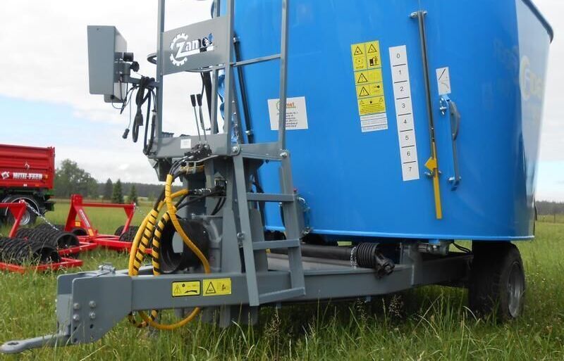 ZAMET Wóz paszowy - Кормораздатчик: фото 1 ZAMET Wóz paszowy - Кормораздатчик: фото 1