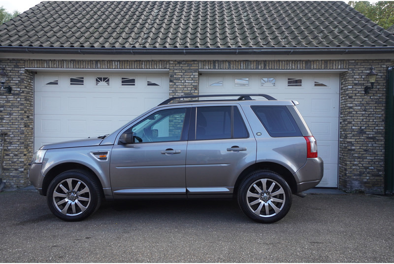 Land Rover Freelander HSE TD4 4X4 - Микроавтобус, Пассажирский фургон: фото 1 Land Rover Freelander HSE TD4 4X4 - Микроавтобус, Пассажирский фургон: фото 1