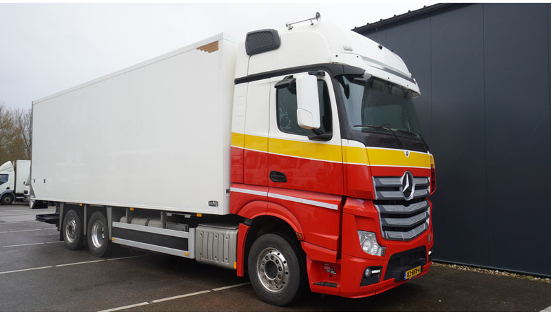 Mercedes-Benz ACTROS 2745 6X2 FRIGO 860.000KM - Рефрижератор: фото 4 Mercedes-Benz ACTROS 2745 6X2 FRIGO 860.000KM - Рефрижератор: фото 4