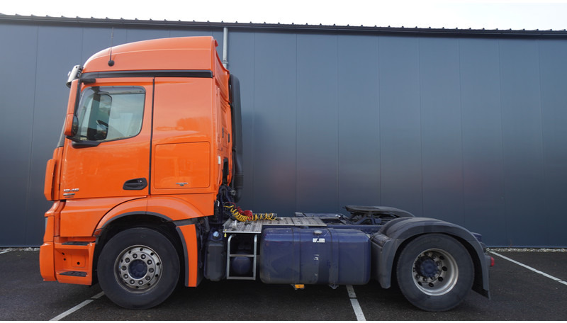 Mercedes-Benz ACTROS 1945 869.000KM COMPRESSOR - Тягач: фото 1 Mercedes-Benz ACTROS 1945 869.000KM COMPRESSOR - Тягач: фото 1