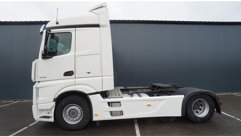 Mercedes-Benz ACTROS 2442 6X2 EURO 6 - Тягач: фото 1 Mercedes-Benz ACTROS 2442 6X2 EURO 6 - Тягач: фото 1