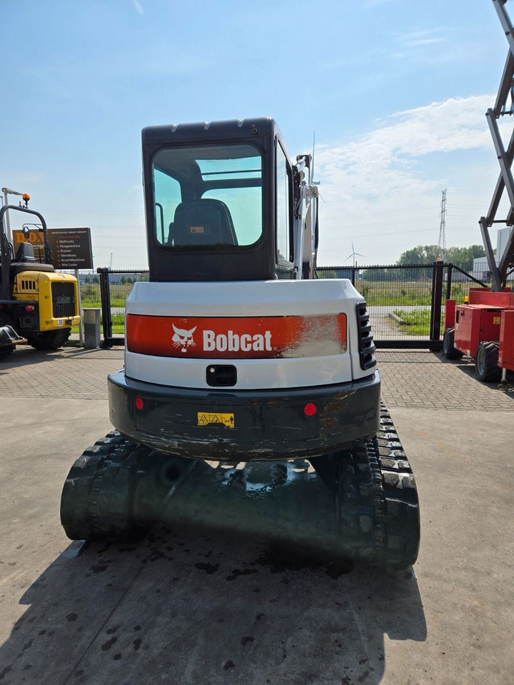 Bobcat E55 - Мини-экскаватор: фото 5 Bobcat E55 - Мини-экскаватор: фото 5