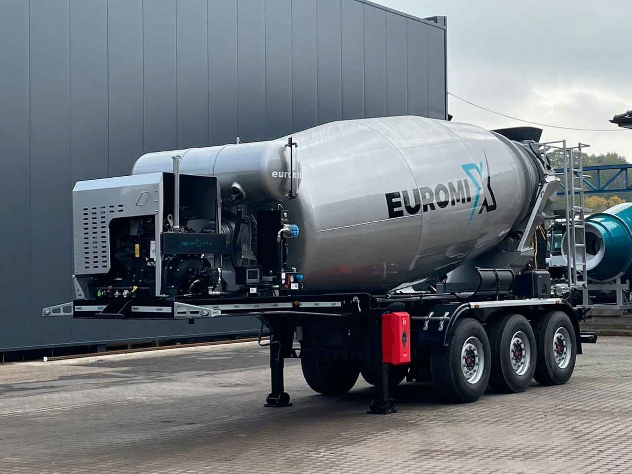 EUROMIX MTP - 12m³ Betonmischer-Auflieger - Автобетоносмеситель: фото 2 EUROMIX MTP - 12m³ Betonmischer-Auflieger - Автобетоносмеситель: фото 2