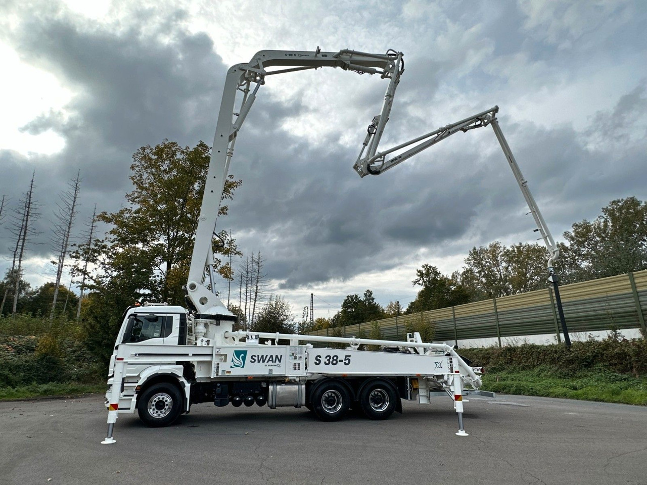 MAN TGS 26.510 6x4 SWAN TSP 38-5 160RZ ( 38m ) - Автобетононасос: фото 4 MAN TGS 26.510 6x4 SWAN TSP 38-5 160RZ ( 38m ) - Автобетононасос: фото 4