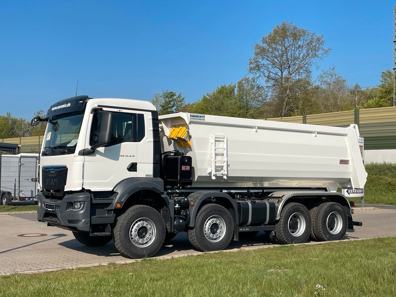MAN TGS 35.470 BB 8X4 Mulden Kipper 10X Vorhanden - Самосвал: фото 4 MAN TGS 35.470 BB 8X4 Mulden Kipper 10X Vorhanden - Самосвал: фото 4