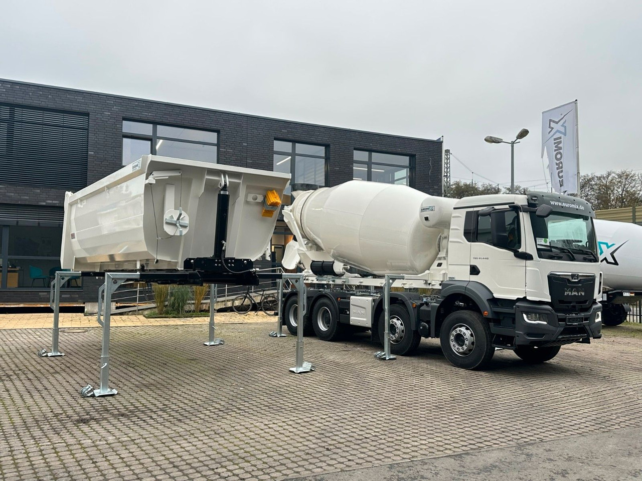MAN TGS 41.480 8x4 WECHSELSYSTEM KIPPER+MISCHER - Автобетоносмеситель, Кузов для самосвала: фото 1 MAN TGS 41.480 8x4 WECHSELSYSTEM KIPPER+MISCHER - Автобетоносмеситель, Кузов для самосвала: фото 1