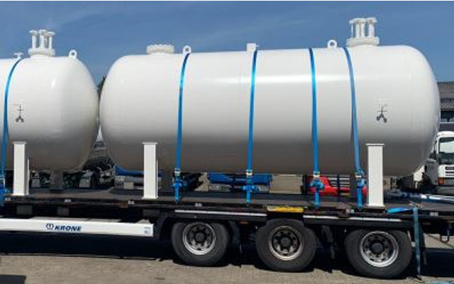 Propaan/Butaan LPG tank 20m3 (10 ton) Used gas tank 20m3 Ø 2200 Aboveground and underground Gas,Gaz, LPG ID 1.013 - Топливный бак для Грузовиков: фото 1 Propaan/Butaan LPG tank 20m3 (10 ton) Used gas tank 20m3 Ø 2200 Aboveground and underground Gas,Gaz, LPG ID 1.013 - Топливный бак для Грузовиков: фото 1