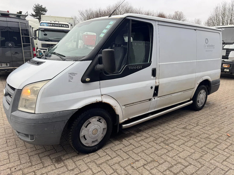 Ford Transit 85T260 - Легковой фургон: фото 1 Ford Transit 85T260 - Легковой фургон: фото 1
