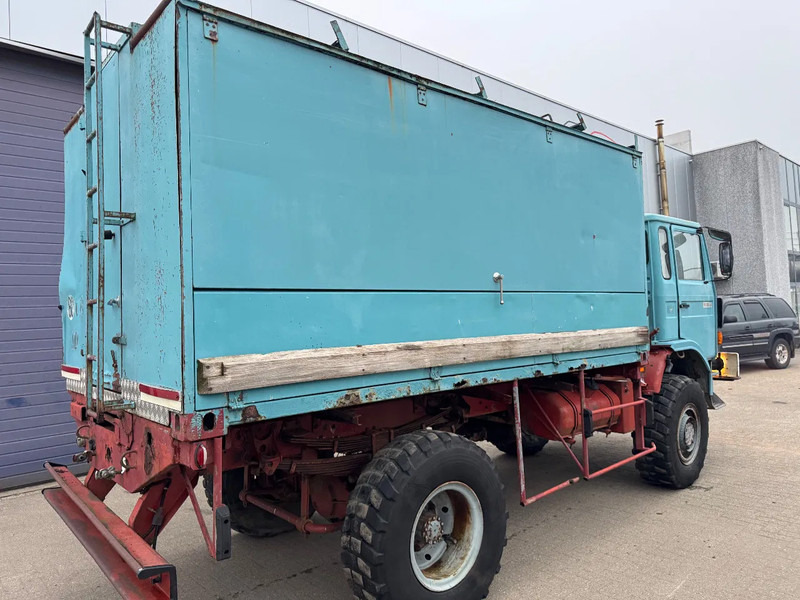 Renault Midliner 95-130 4X4 + WINCH - TREUILLE - Грузовик с закрытым кузовом: фото 4 Renault Midliner 95-130 4X4 + WINCH - TREUILLE - Грузовик с закрытым кузовом: фото 4