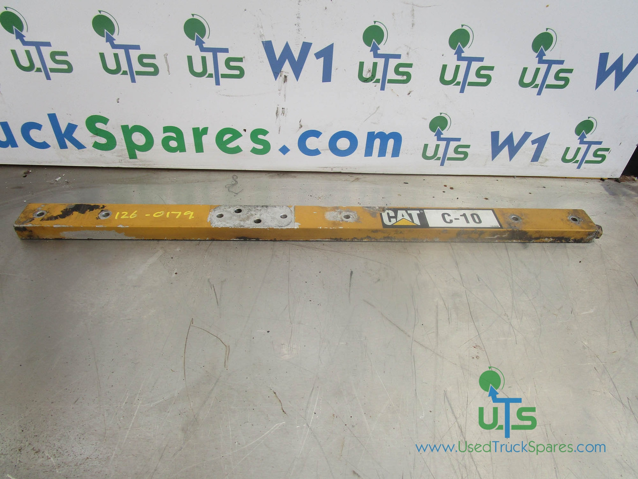 CAT C10/C12 FUEL RAIL P/NO 126-0179 - Двигатель и запчасти для Грузовиков: фото 1