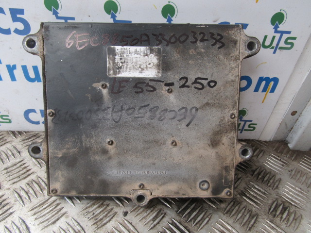 DAF LF 55 EURO 5 250 ENGINE ECU P/NO 50A33003233 - Блок управления для Грузовиков: фото 1 DAF LF 55 EURO 5 250 ENGINE ECU P/NO 50A33003233 - Блок управления для Грузовиков: фото 1