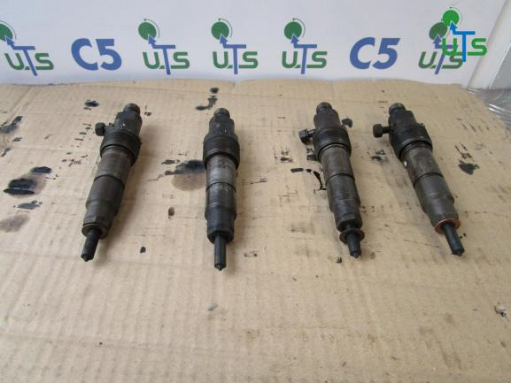 MAN 8136 BOSCH INJECTORS KDEL82P38 - Топливная система для Грузовиков: фото 1